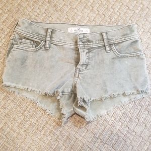 Size 0 green Hollister corduroy shorts